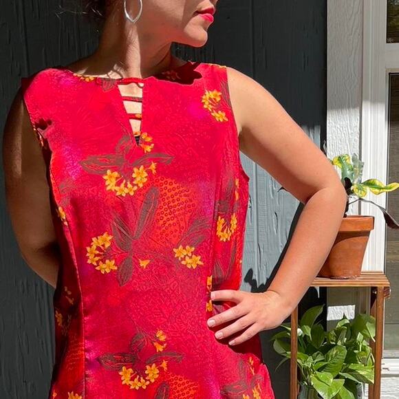 Maxi Dress Bright Red Floral Y2K Size 12 - Picture 2 of 3